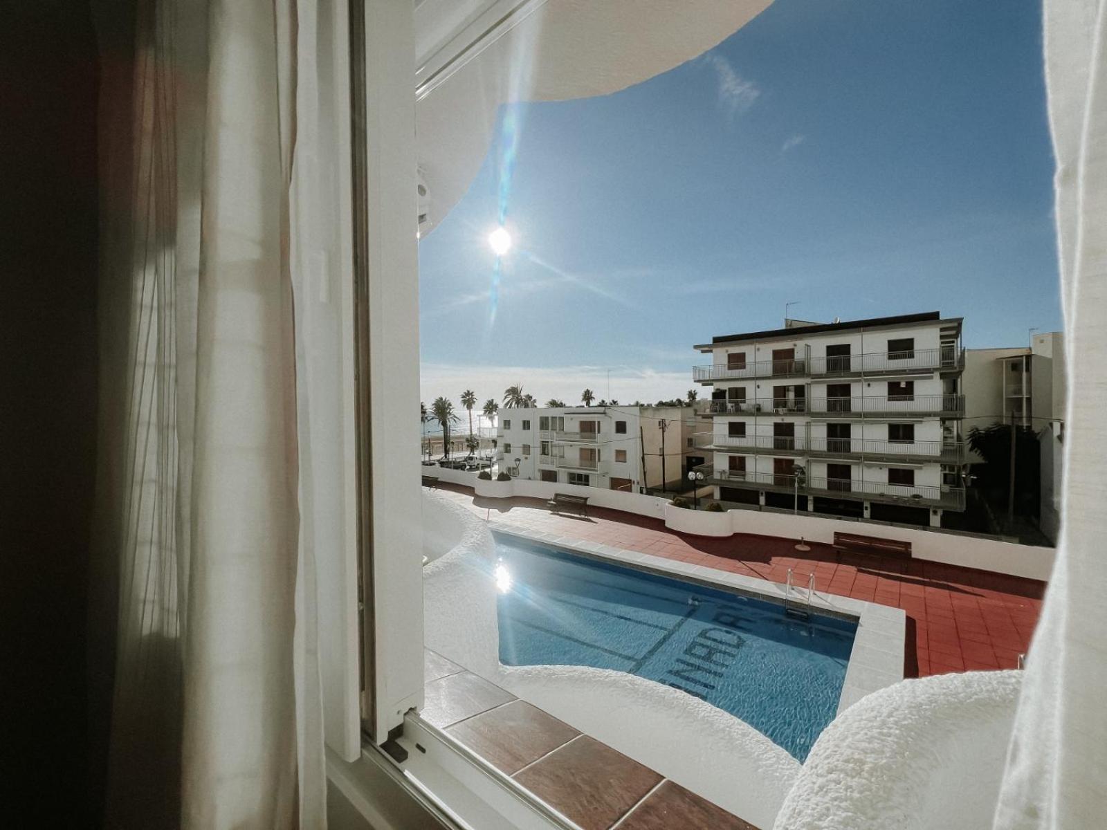 Femina Blue Apartment Cambrils Exterior photo